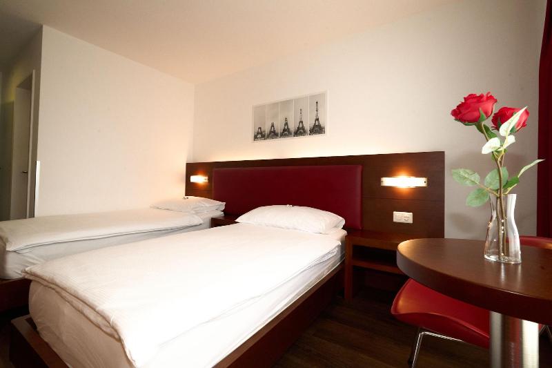 Hotel Conti - Oda