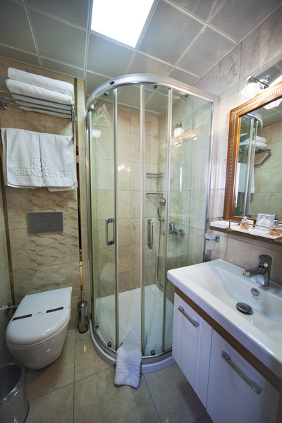 Hotel Grand Asiyan - Oda