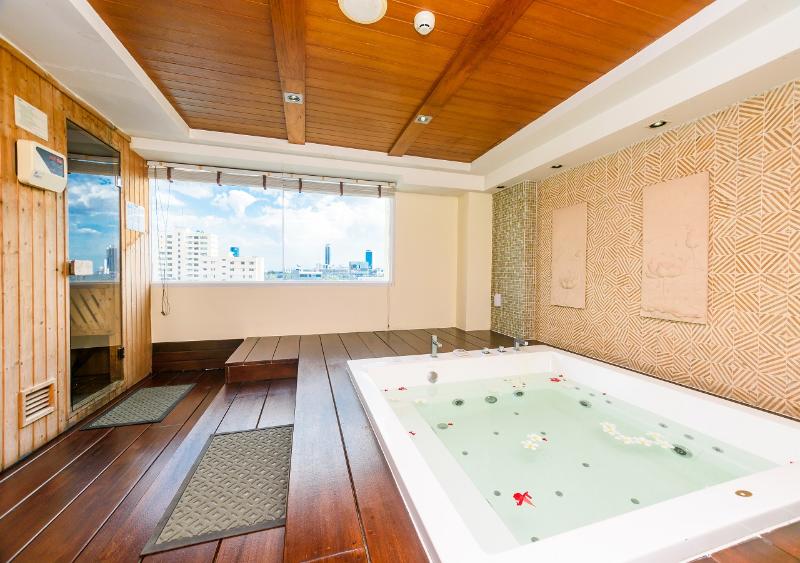 Lohas Residences Sukhumvit - Genel