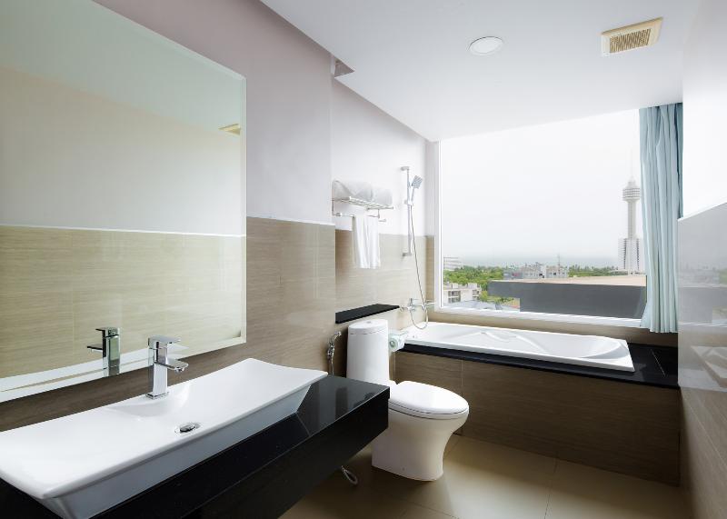 Aiyara Grand Hotel Pattaya - Oda