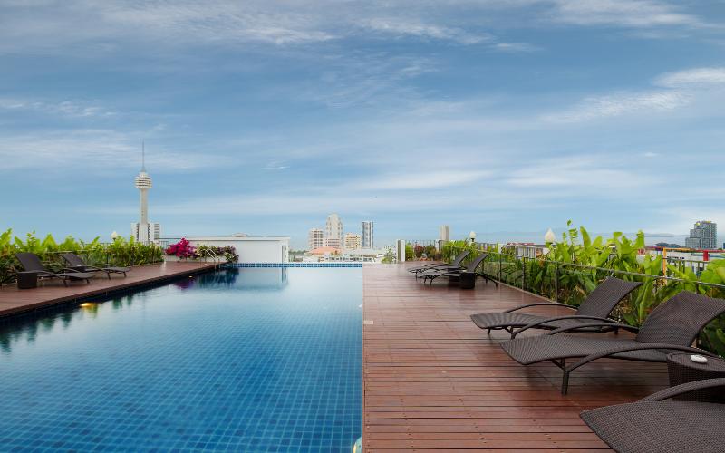 Aiyara Grand Hotel Pattaya - Havuz