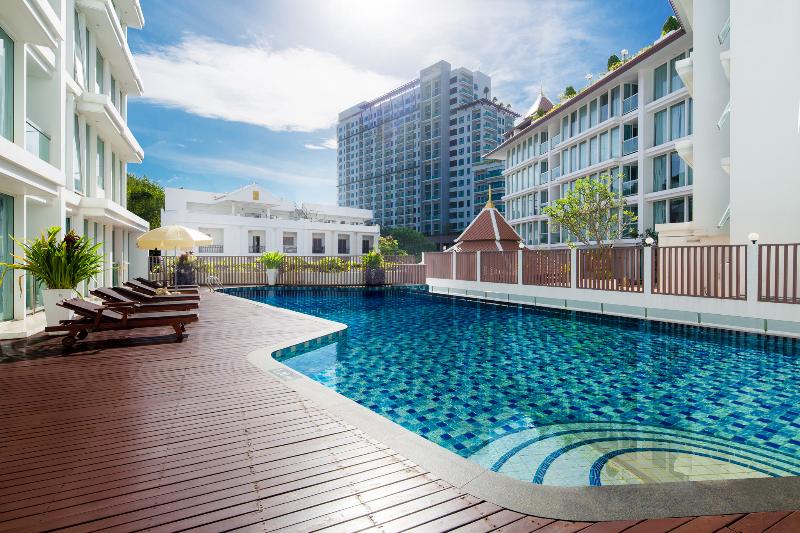 Aiyara Grand Hotel Pattaya - Havuz