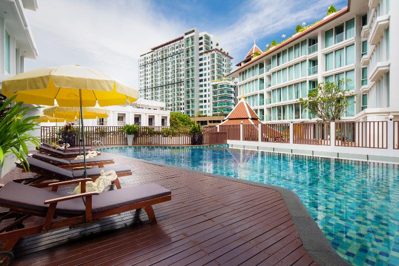 Aiyara Grand Hotel Pattaya - Havuz