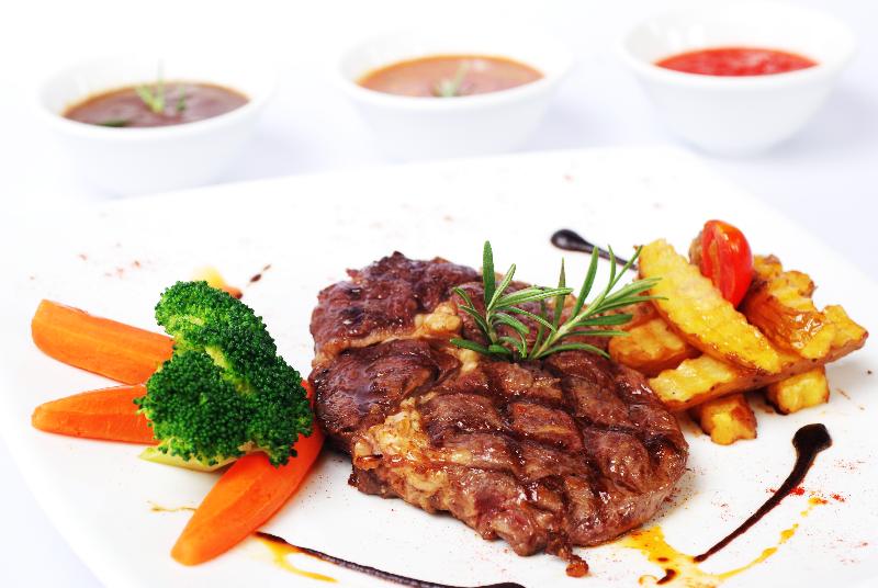 Aiyara Grand Hotel Pattaya - Restoran