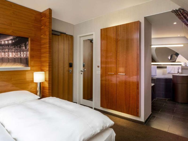 Movenpick Hotel Hamburg - Oda