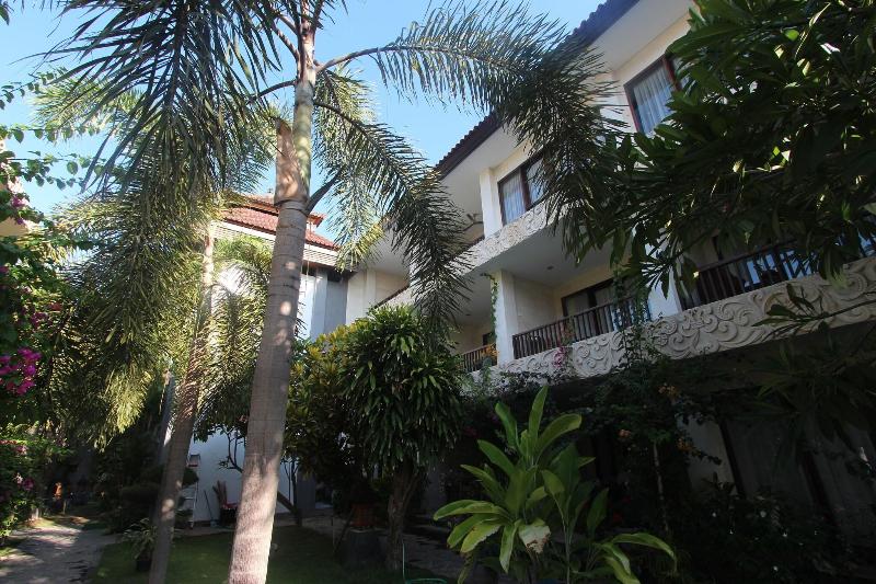 Taman Agung - Genel