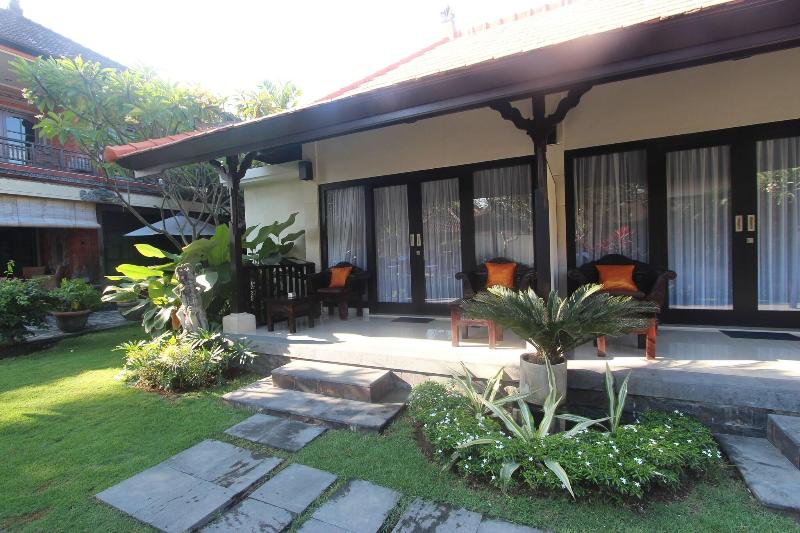 Taman Agung - Teras