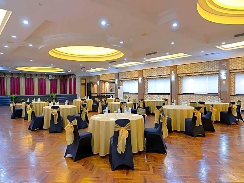 Metro Park View Hotel - Genel
