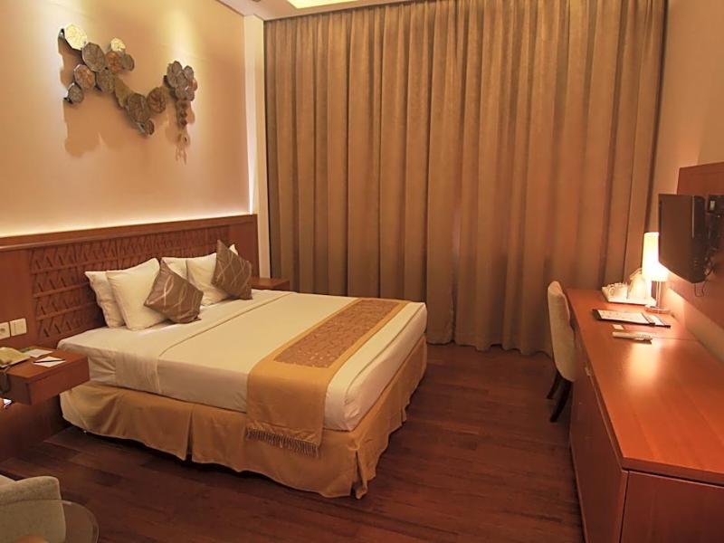 Patra Semarang Hotel & Convention - Genel