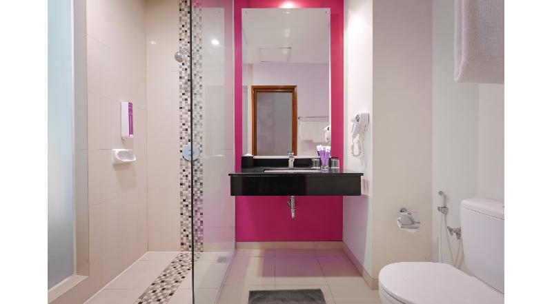 Quest Hotel Simpang Lima - Semarang - Oda