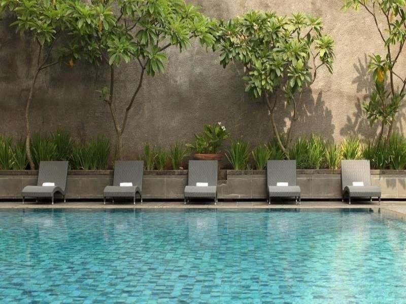 Hotel Santika Premiere Semarang - Havuz