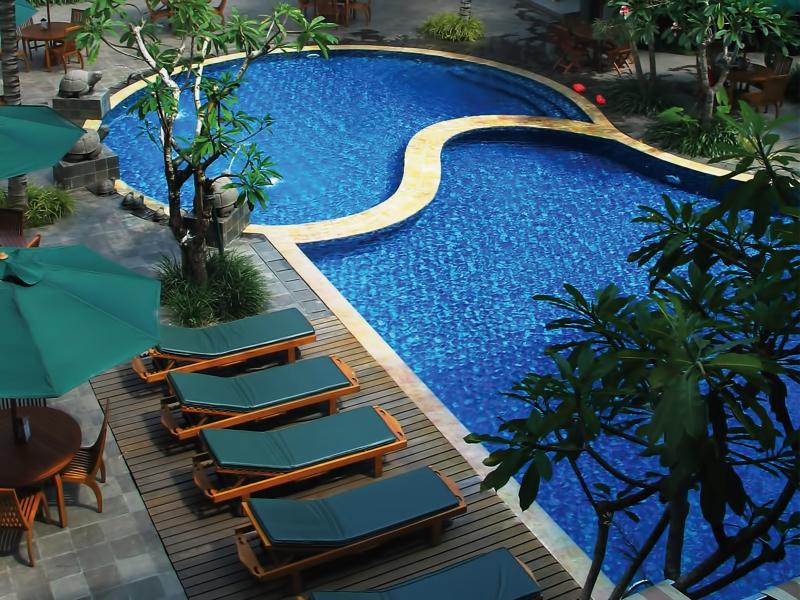 Blue Sky Hotel Balikpapan - Havuz