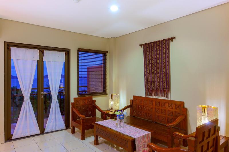 The Jayakarta Suite Komodo Flores - Oda