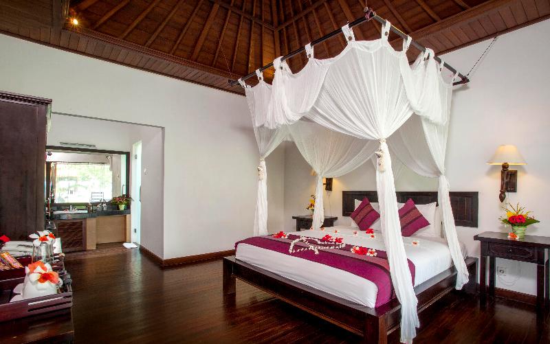 Adi Assri Beach Resort & Spa Pemuteran - Oda