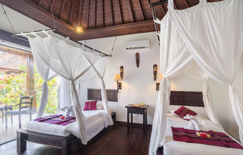 Adi Assri Beach Resort & Spa Pemuteran - Oda