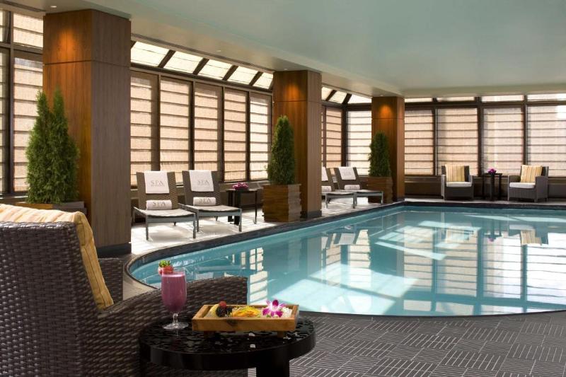 The Peninsula New York - Havuz