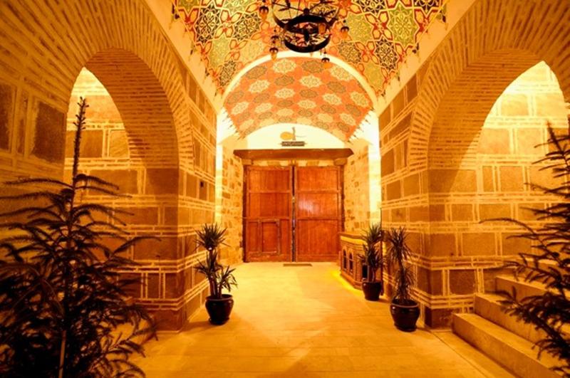 Cesme Kanuni Kervansaray - Lobi