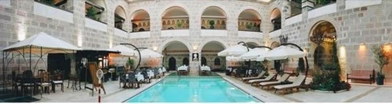 Cesme Kanuni Kervansaray - Aktivite