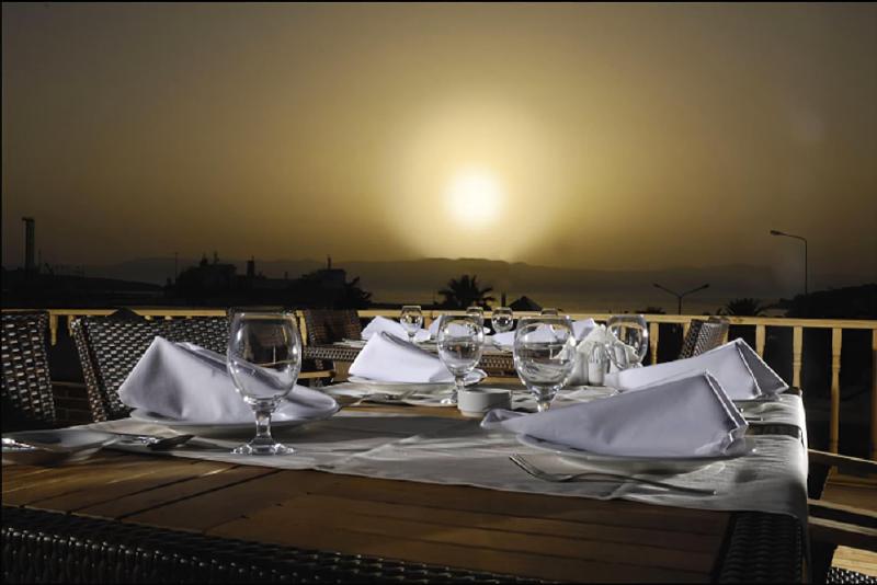 Cesme Kanuni Kervansaray - Restoran