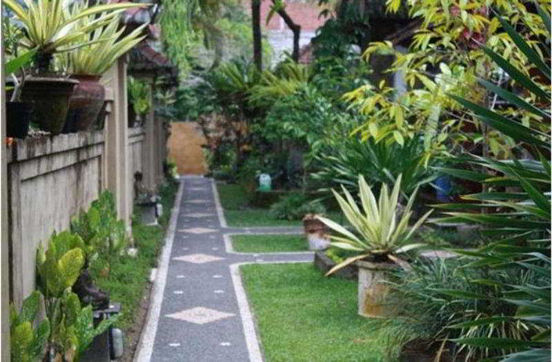 Warsa's Garden Bungalows And Spa otel fotoğrafı