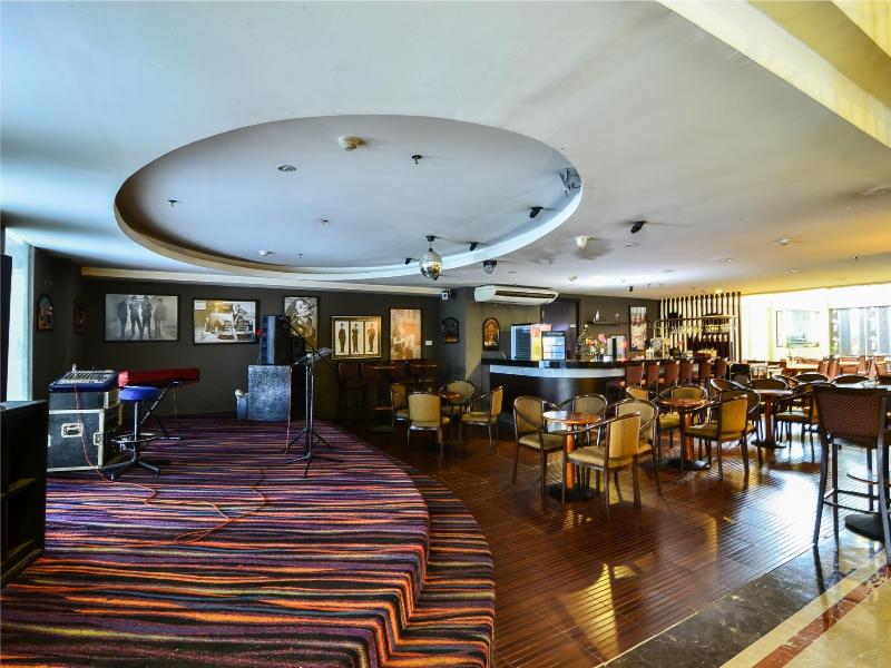 Losari Roxy - Restoran