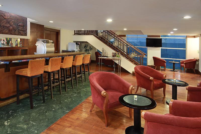 Mercure Jakarta Kota - Bar