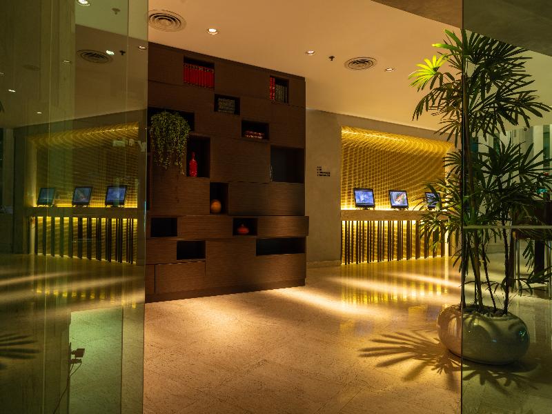 Lit Bangkok Hotel - Lobi