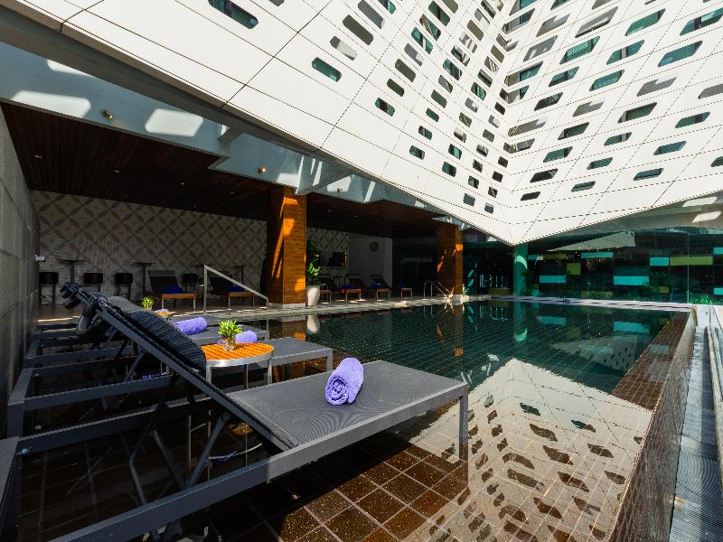 Lit Bangkok Hotel - Havuz