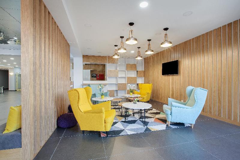 City Hotel Berlin East - Lobi
