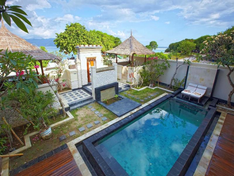 Kokomo Resort - Genel