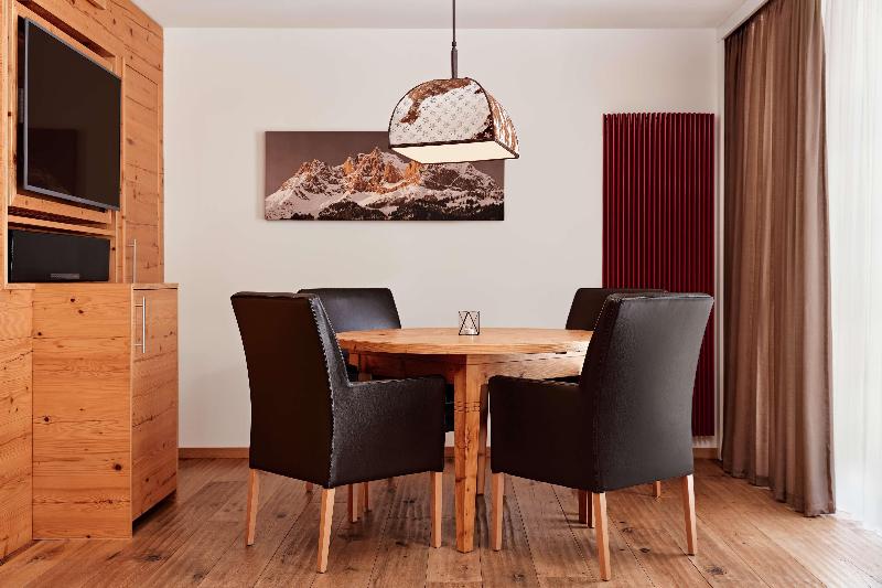 Grand Tirolia Hotel Kitzbühel-Hommage Luxury Hotel - Oda