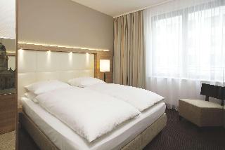 H4 Hotel Berlin Alexanderplatz fotoÄŸrafÄ±