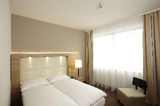 H4 Hotel Berlin Alexanderplatz fotoÄŸrafÄ±