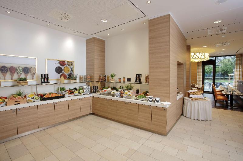 H4 Hotel Berlin Alexanderplatz - Restoran