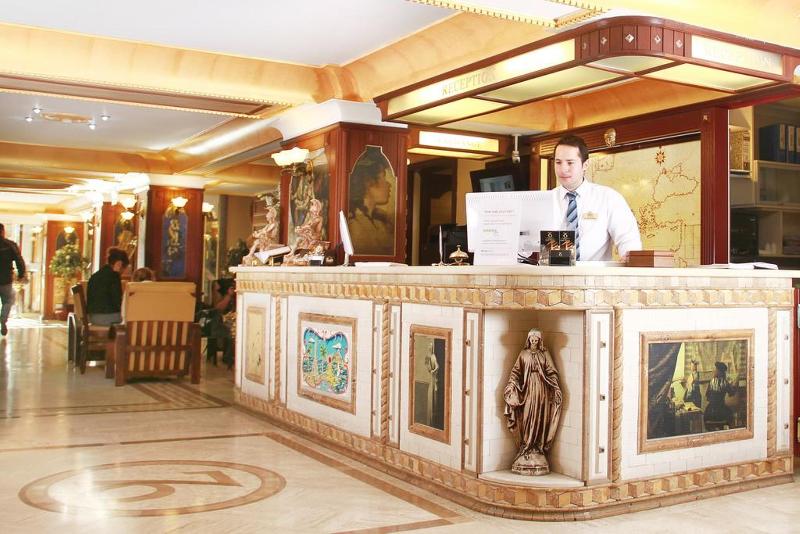 OĞLAKÇIOĞLU PARK HOTEL - Lobi