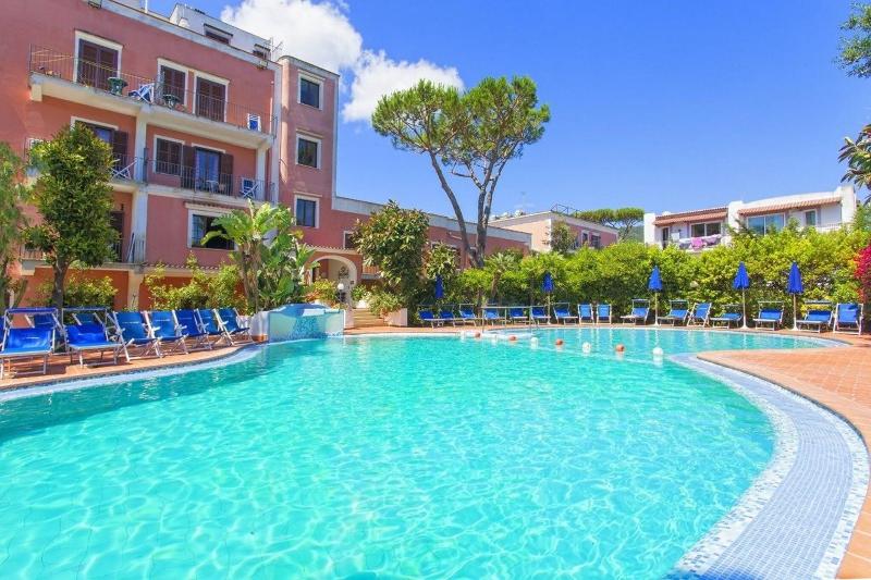 Terme San Valentino - Genel