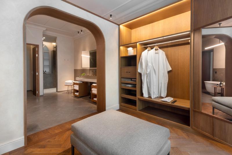 Alma Barcelona - Oda