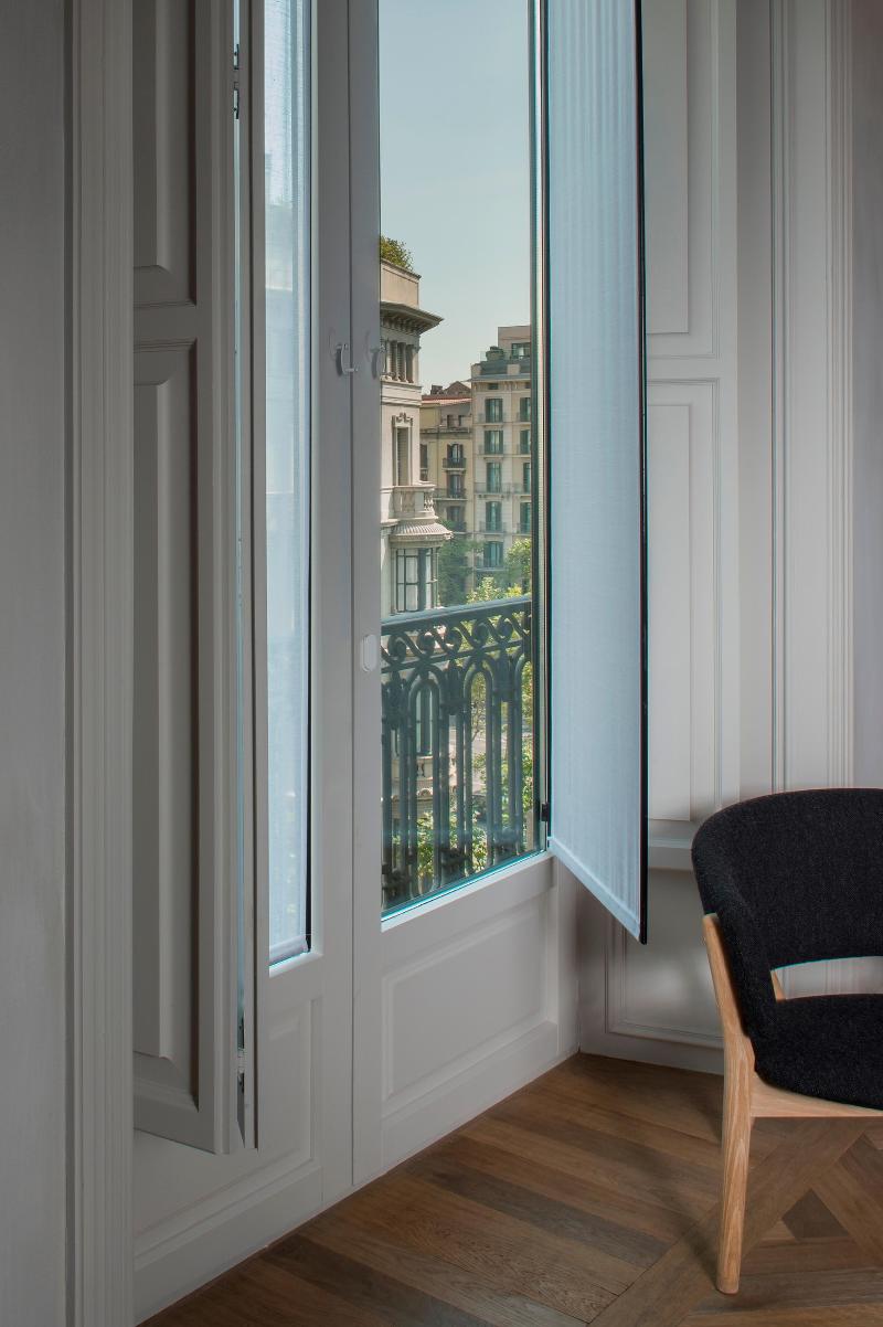 Alma Barcelona - Oda