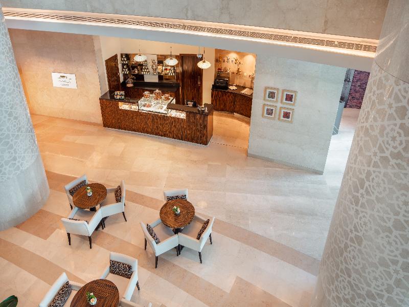 Hilton Doha  (Private Beach Access) - Lobi