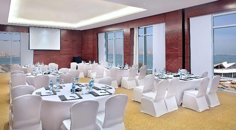 Hilton Doha  (Private Beach Access) - Toplantı