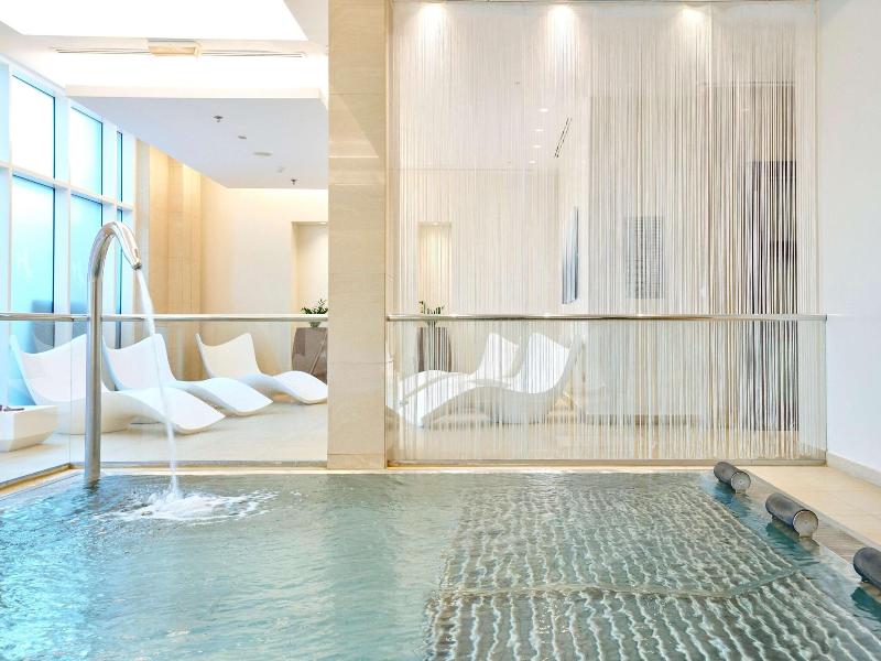Hilton Doha  (Private Beach Access) - Aktivite