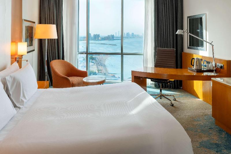 Hilton Doha  (Private Beach Access) - Oda