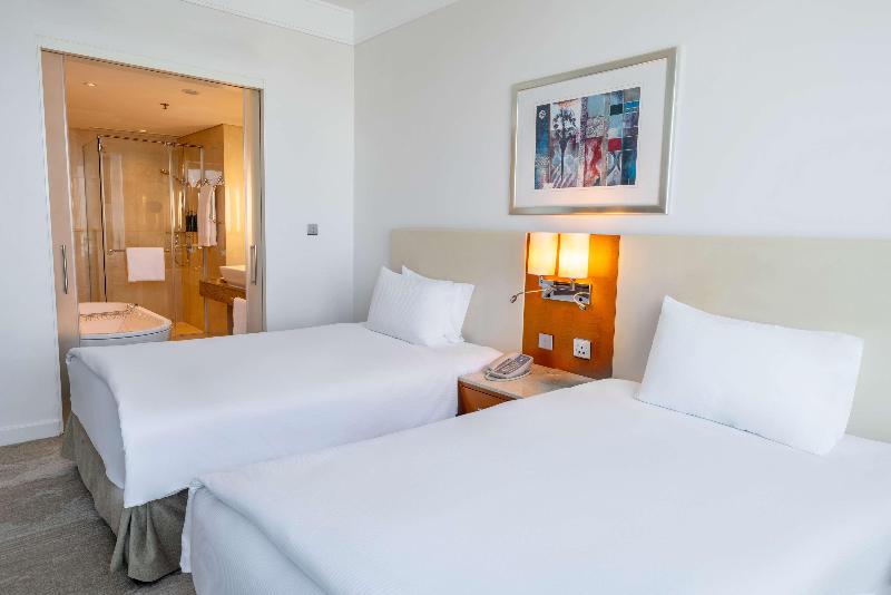 Hilton Doha  (Private Beach Access) - Oda