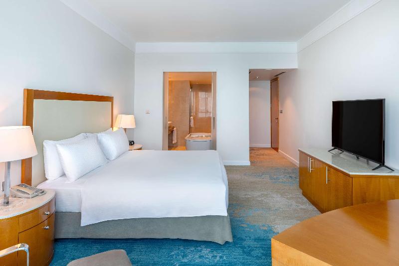 Hilton Doha  (Private Beach Access) - Oda