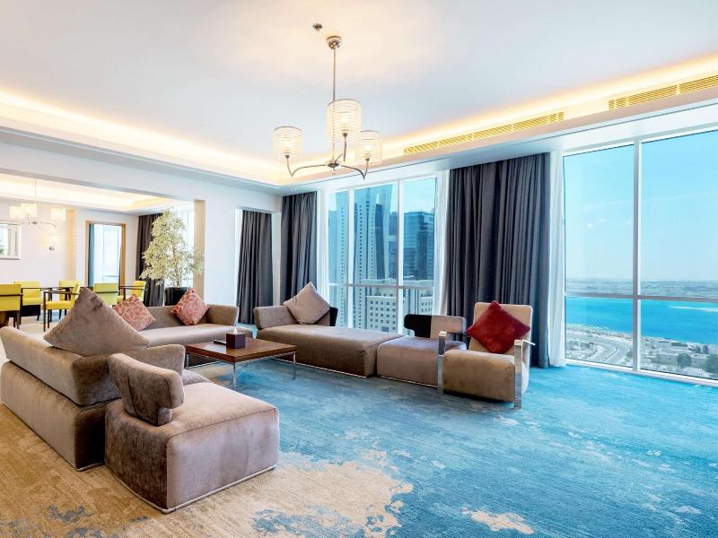 Hilton Doha  (Private Beach Access) - Oda