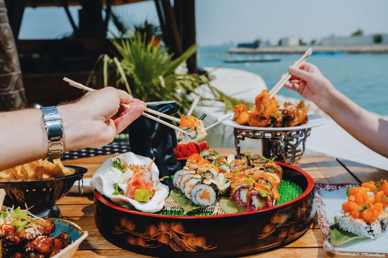 Hilton Doha  (Private Beach Access) - Restoran