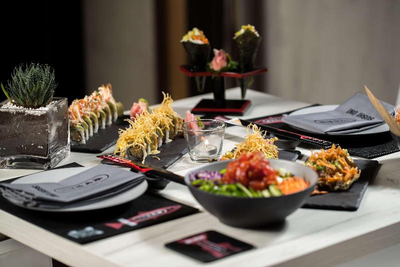 Hilton Doha  (Private Beach Access) - Restoran