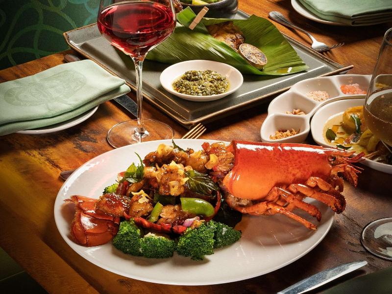 Hilton Doha  (Private Beach Access) - Restoran