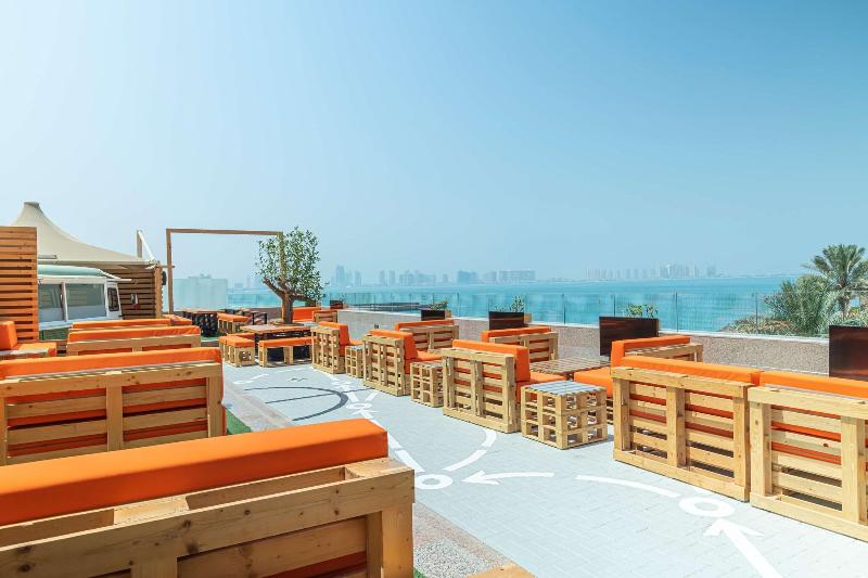 Hilton Doha  (Private Beach Access) - Teras