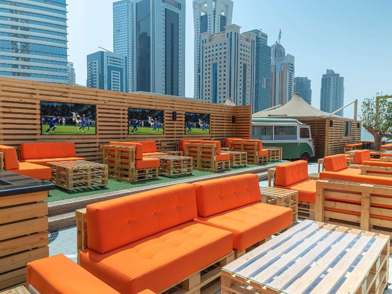 Hilton Doha  (Private Beach Access) - Teras